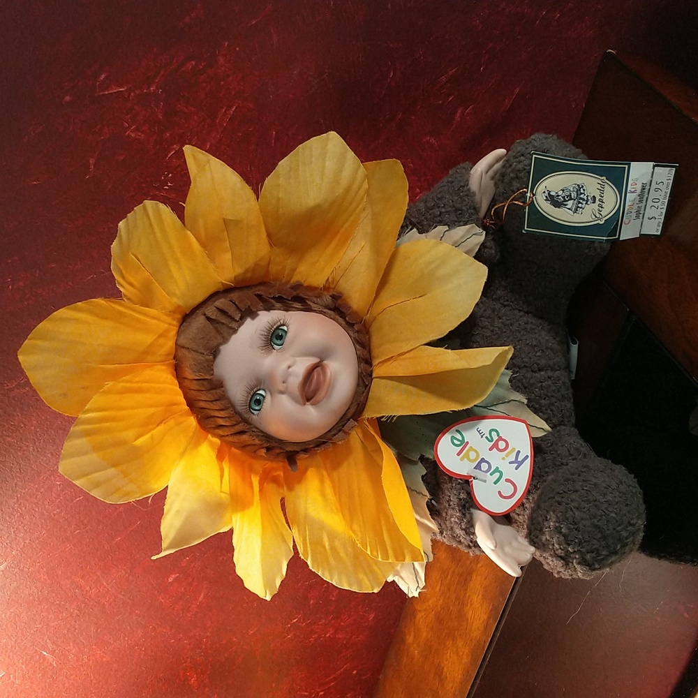 Cuddle Kids Collectibles Sophie Sunflower Doll By Geppeddo 2001